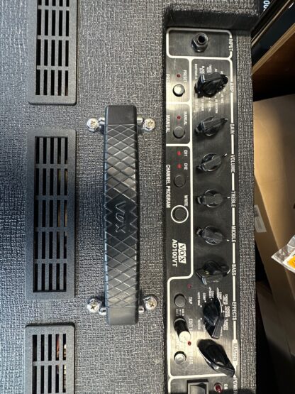Vox AD100VT Valvetronix wzmacniacz gitarowy używany - obrazek 3