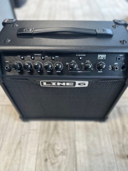 Line6 Spider Classic 15 combo gitarowe używane - obrazek 7