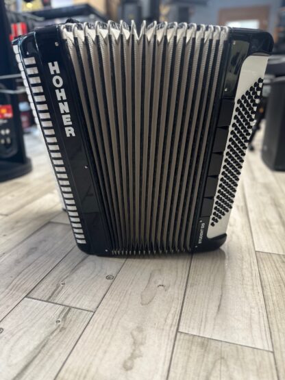 Akordeon Hohner Student 120B 3CH używany stan idealny - obrazek 6