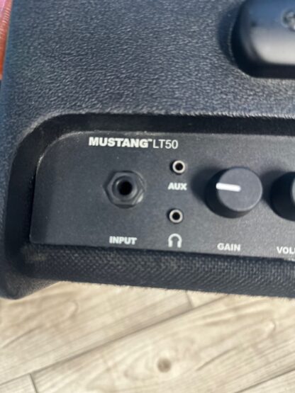 Fender Mustang LT50 wzmacniacz gitarowy używany - obrazek 3